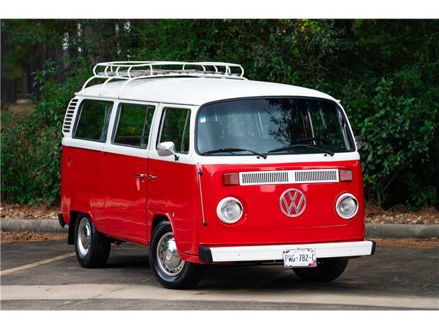 Volkswagen Bus/Vanagon  1984