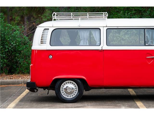 Volkswagen-BusVanagon-1984-6