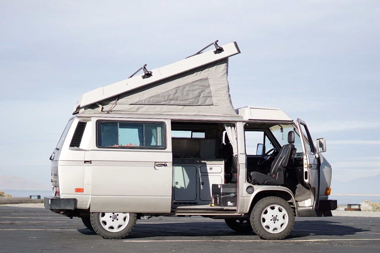 Volkswagen-BusVanagon-1991-21