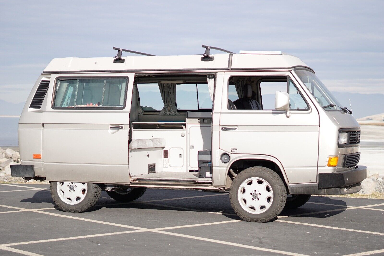 Volkswagen-BusVanagon-1991-6