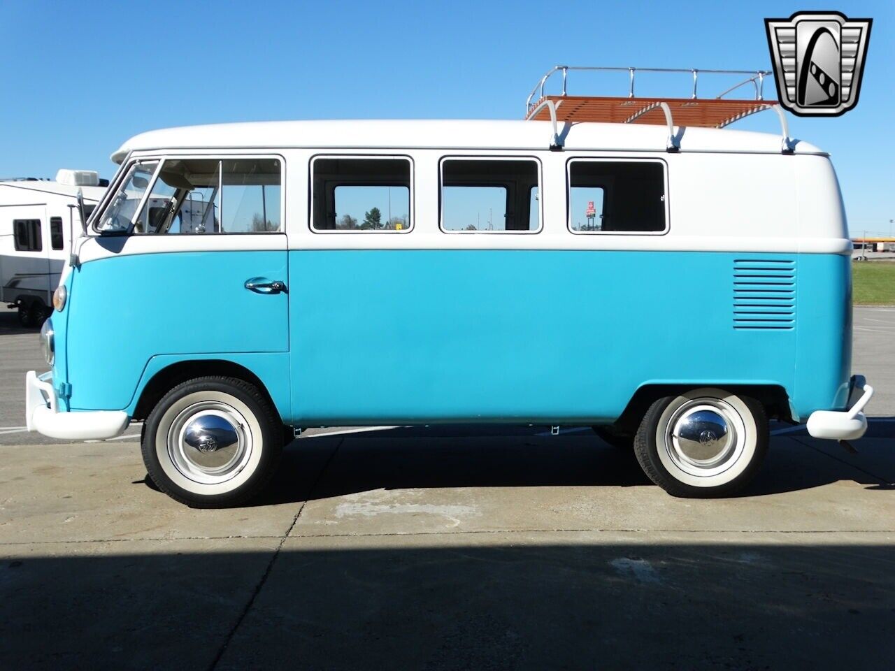 Volkswagen-BusVanagon-Cabriolet-1965-4