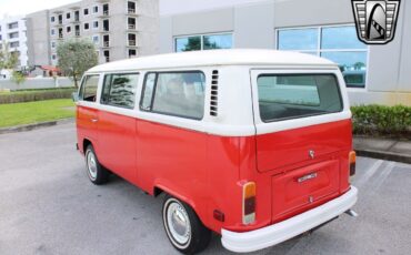 Volkswagen-BusVanagon-Cabriolet-1977-4