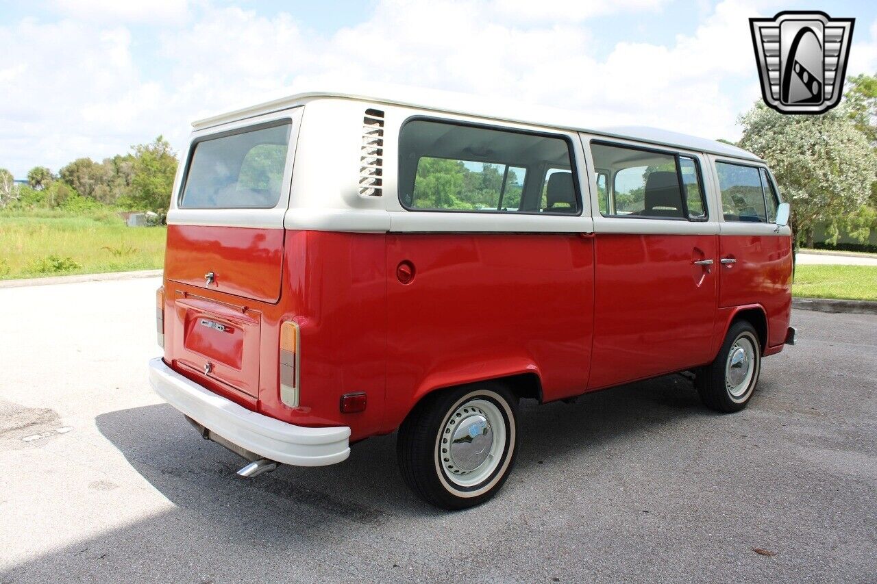 Volkswagen-BusVanagon-Cabriolet-1977-6