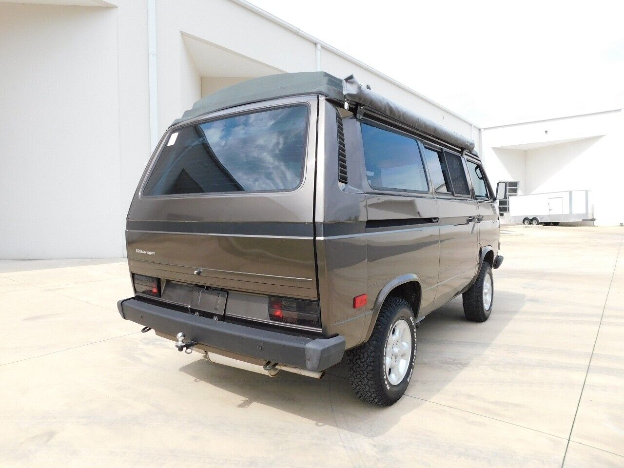 Volkswagen-BusVanagon-Cabriolet-1983-10