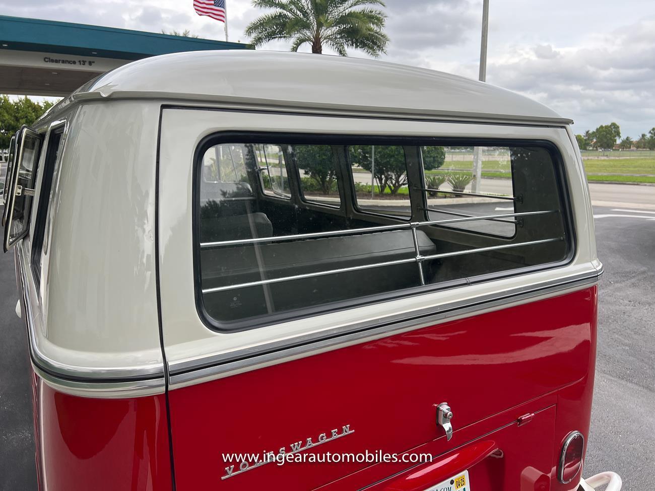 Volkswagen-BusVanagon-Van-1967-26