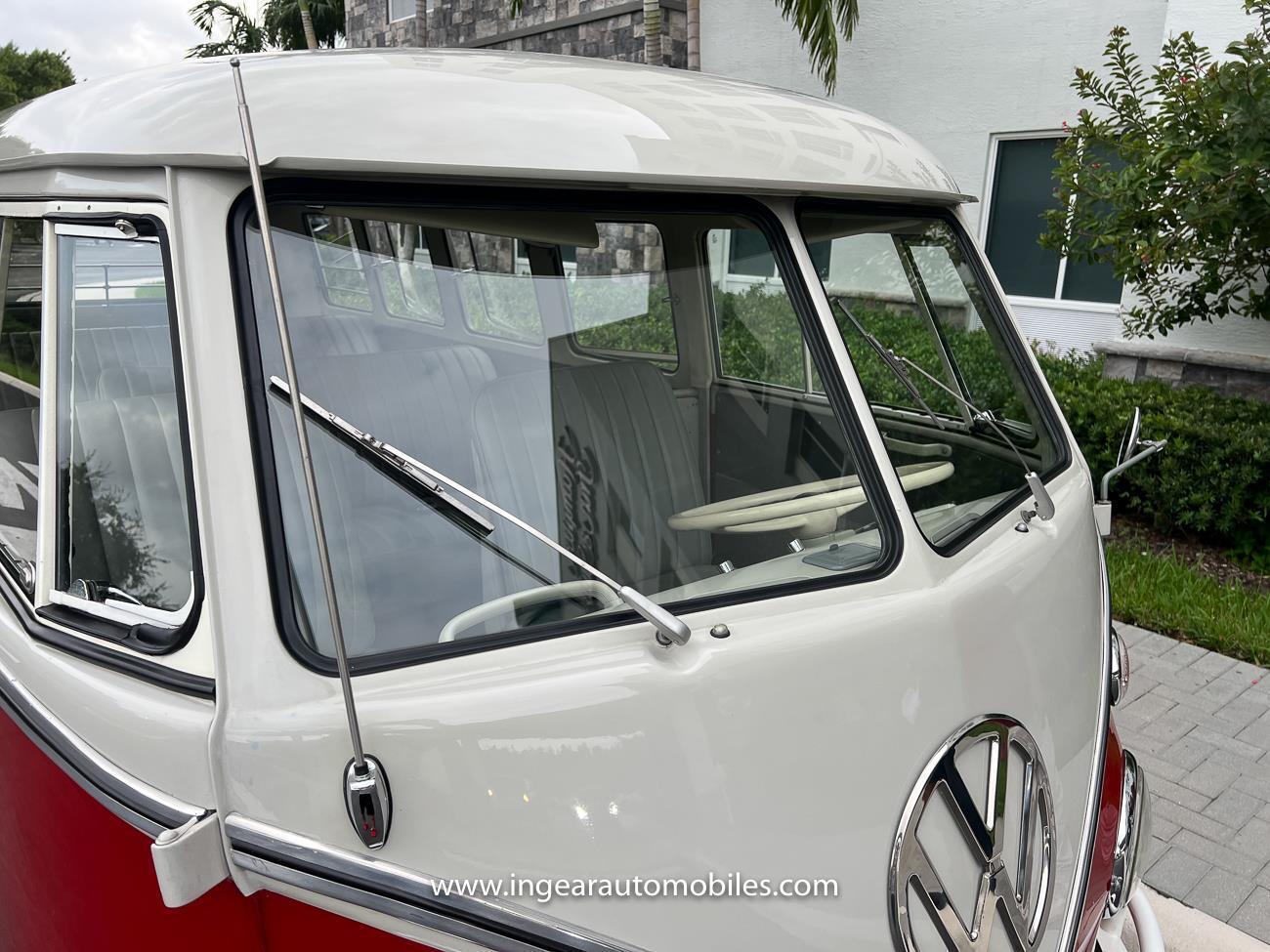 Volkswagen-BusVanagon-Van-1967-39