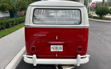 Volkswagen-BusVanagon-Van-1967-9