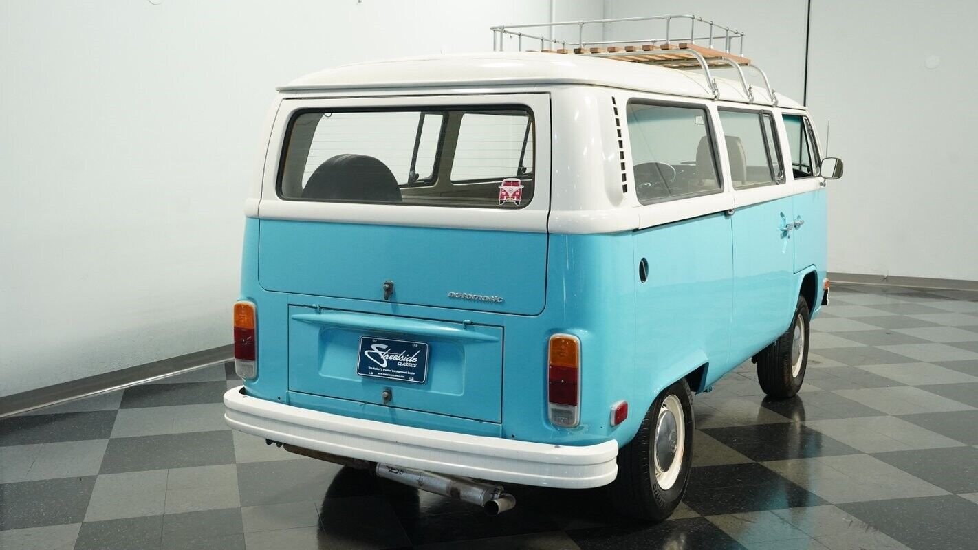 Volkswagen-BusVanagon-Van-1977-9