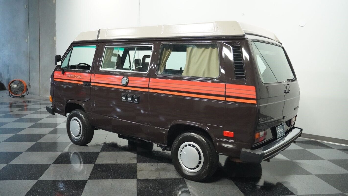 Volkswagen-BusVanagon-Van-1985-7