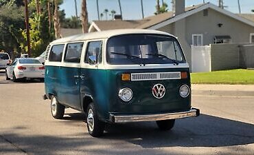 Volkswagen-BusVanagon-Van-1987-3