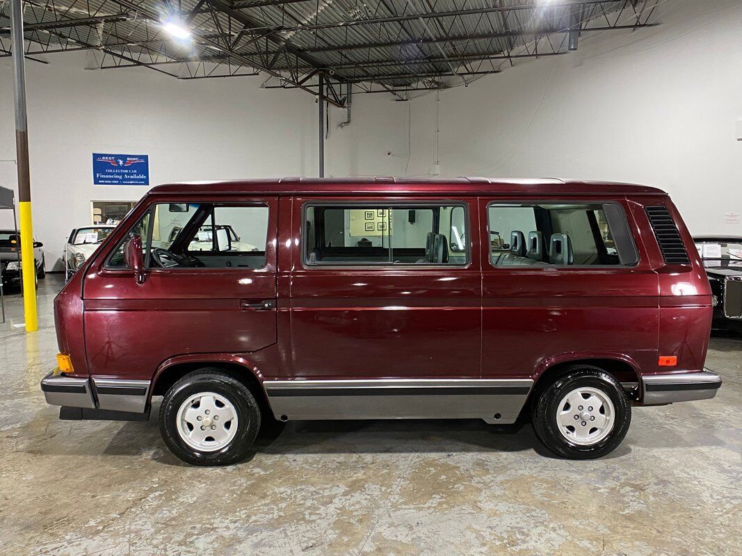 Volkswagen-BusVanagon-Van-1991-1