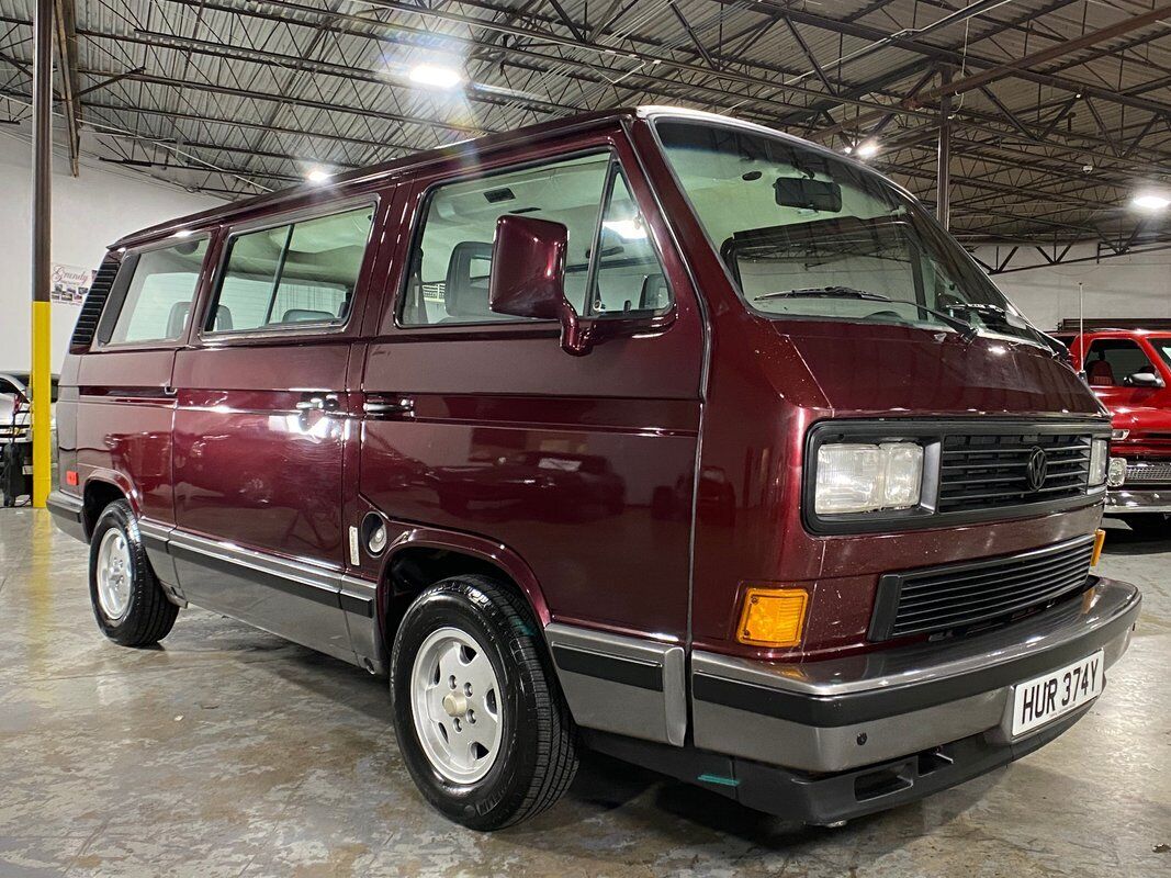 Volkswagen-BusVanagon-Van-1991-6