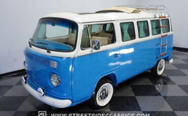 Volkswagen-BusVanagon-Van-1993-18