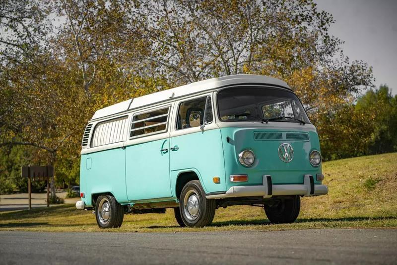 Volkswagen-Camper-1972-1