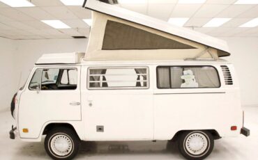 Volkswagen-Camper-1975-3