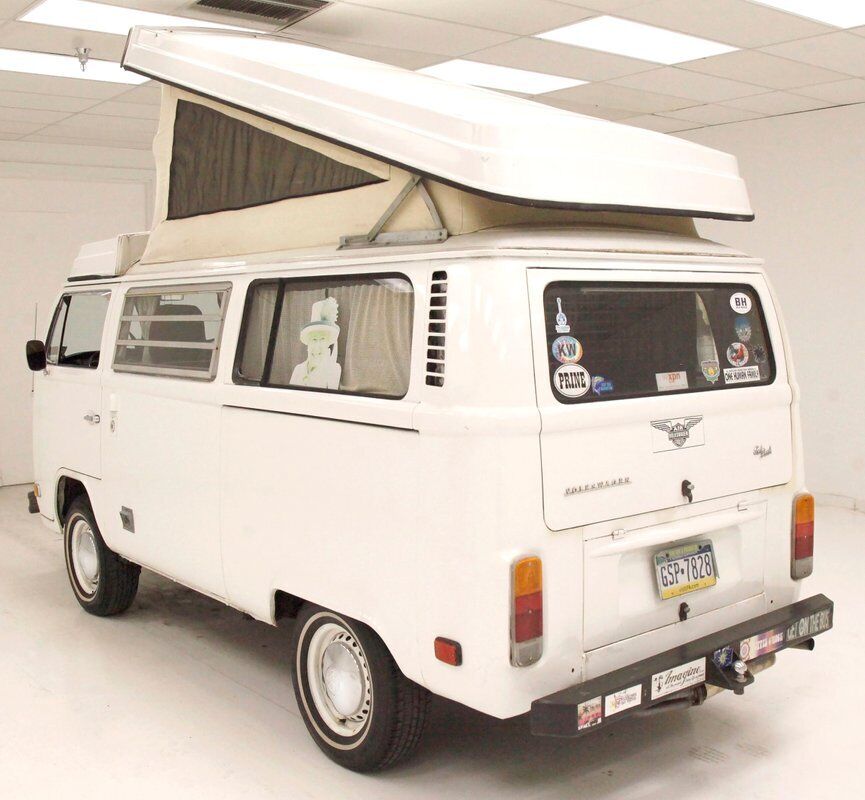 Volkswagen-Camper-1975-5