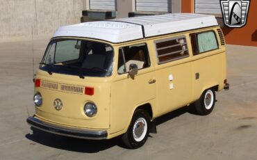 Volkswagen-Camper-1978-9