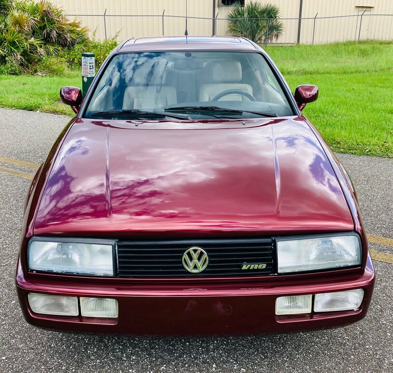 Volkswagen-Corrado-Coupe-1994-4