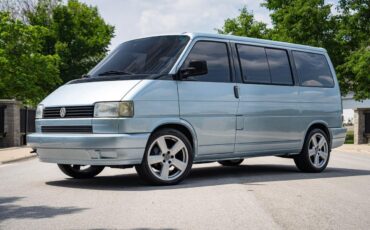 Volkswagen-EuroVan-1993-2