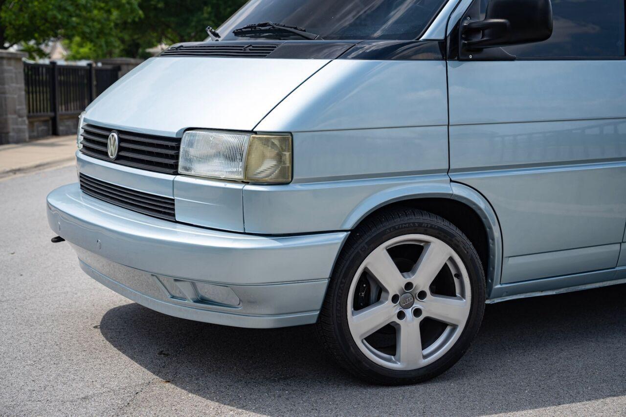 Volkswagen-EuroVan-1993-7