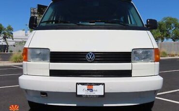 Volkswagen-EuroVan-Van-1993-28