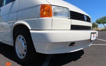 Volkswagen-EuroVan-Van-1993-30