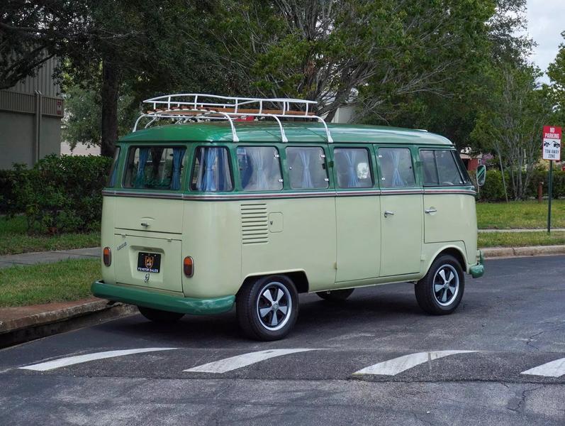 Volkswagen-KOMBI-1972-3