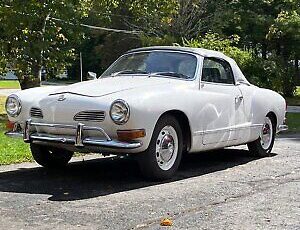 Volkswagen-Karmann-Ghia-1971-1