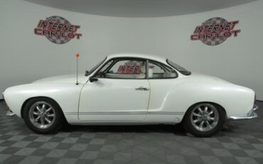 Volkswagen-Karmann-Ghia-Cabriolet-1969-3