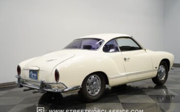 Volkswagen-Karmann-Ghia-Coupe-1966-9