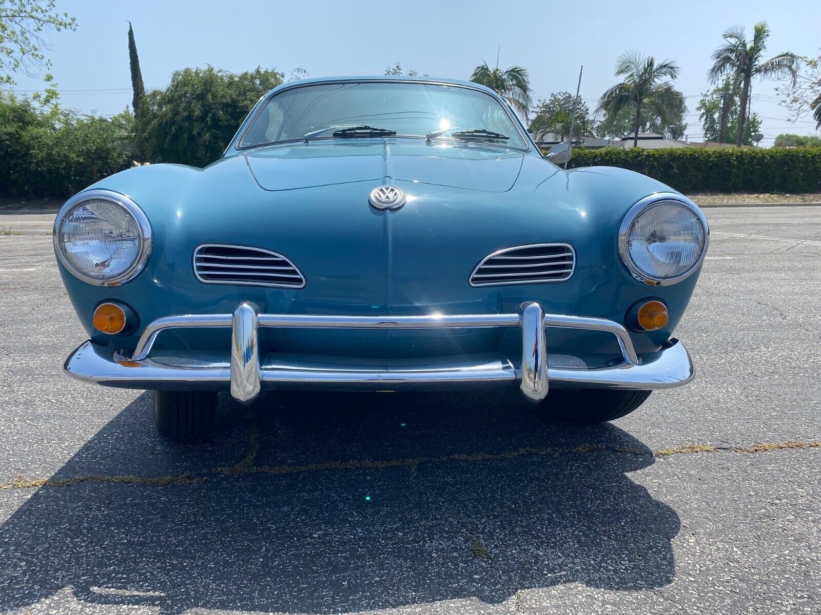 Volkswagen-Karmann-Ghia-Coupe-1967-6