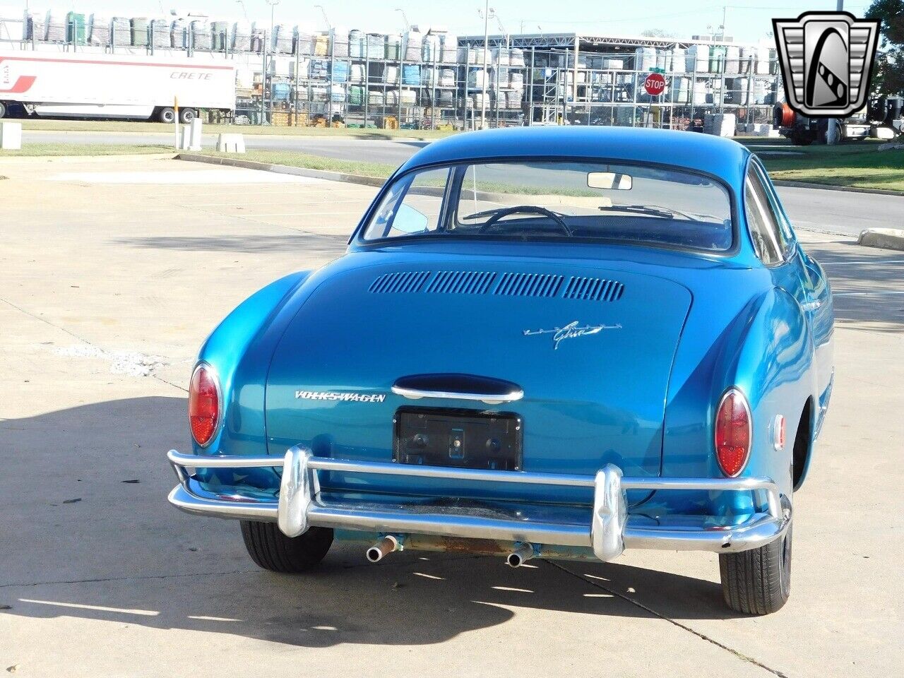 Volkswagen-Karmann-Ghia-Coupe-1969-6