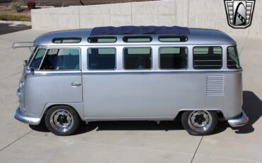 Volkswagen-Kombi-1969-11