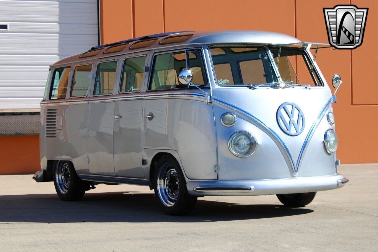 Volkswagen-Kombi-1969-7