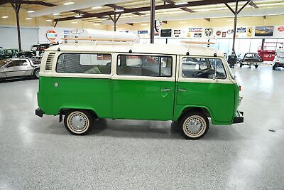 Volkswagen-Kombi-1979-3