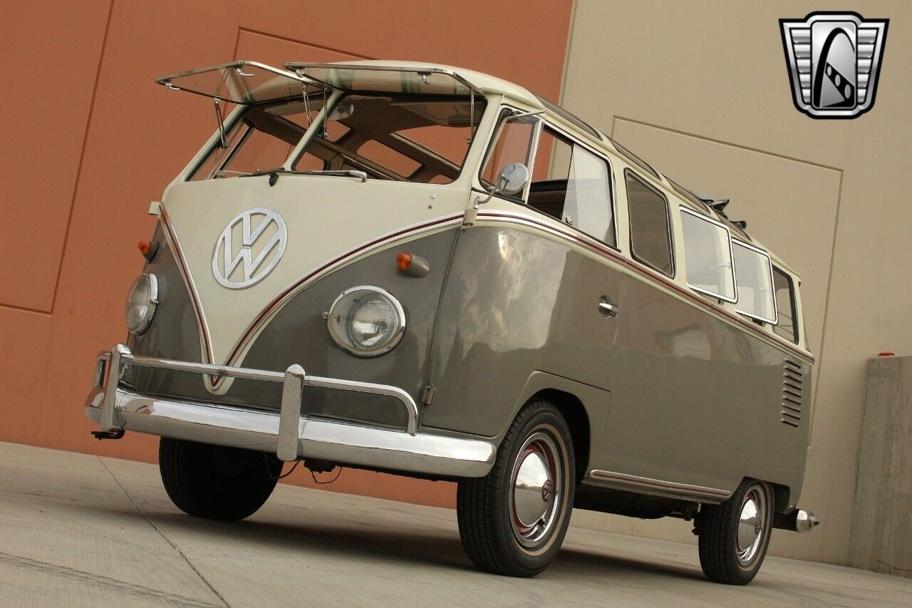 Volkswagen-Microbus-1958-3