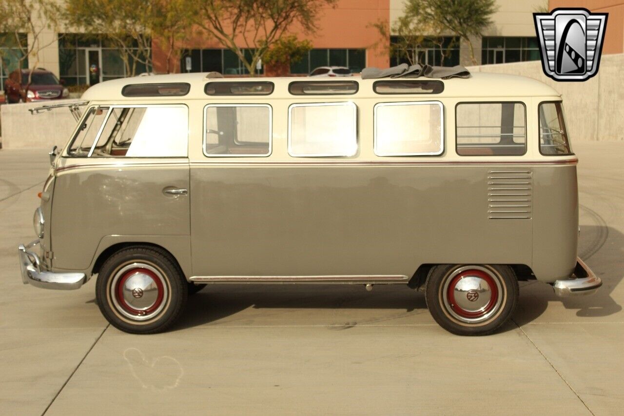 Volkswagen-Microbus-1958-9