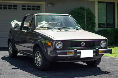 Volkswagen-Rabbit-Cabriolet-1984-11