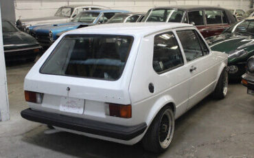 Volkswagen-Rabbit-Coupe-1984-2