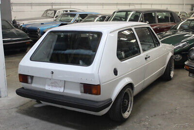 Volkswagen-Rabbit-Coupe-1984-2