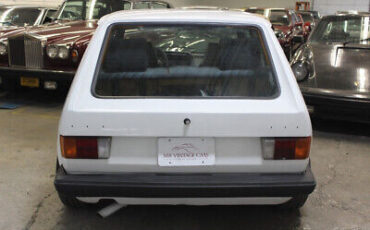 Volkswagen-Rabbit-Coupe-1984-5