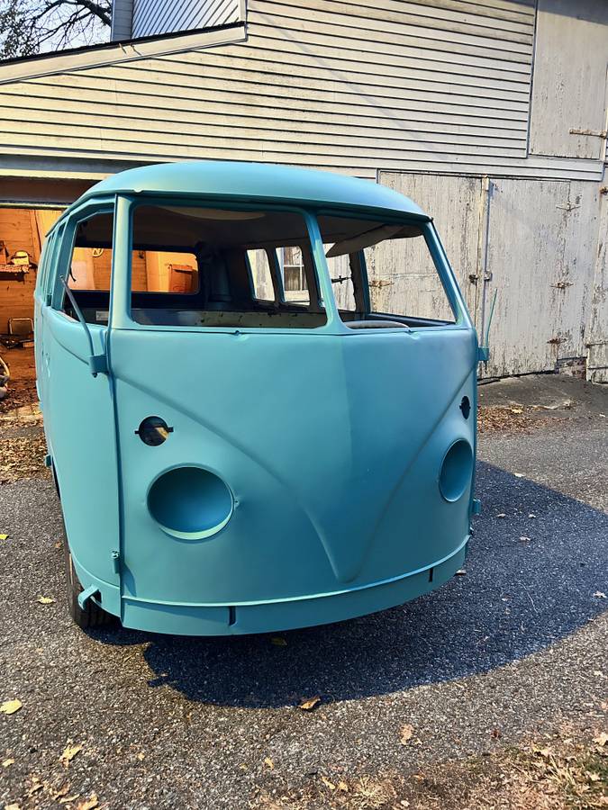 Volkswagen-Split-window-bus-1965-1