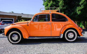 Volkswagen-Super-Beetle-1972-2