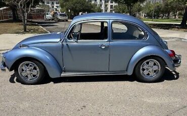 Volkswagen-Super-Beetle-1972-2