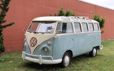 Volkswagen-Type-2-Bus-23-Window-1974-1