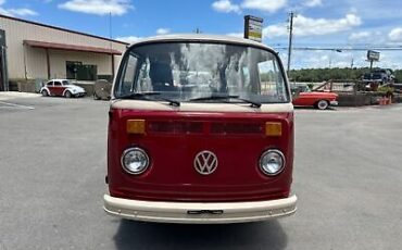 Volkswagen-Van-1979-2