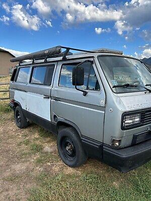 Volkswagen-Vanagon-1988-10