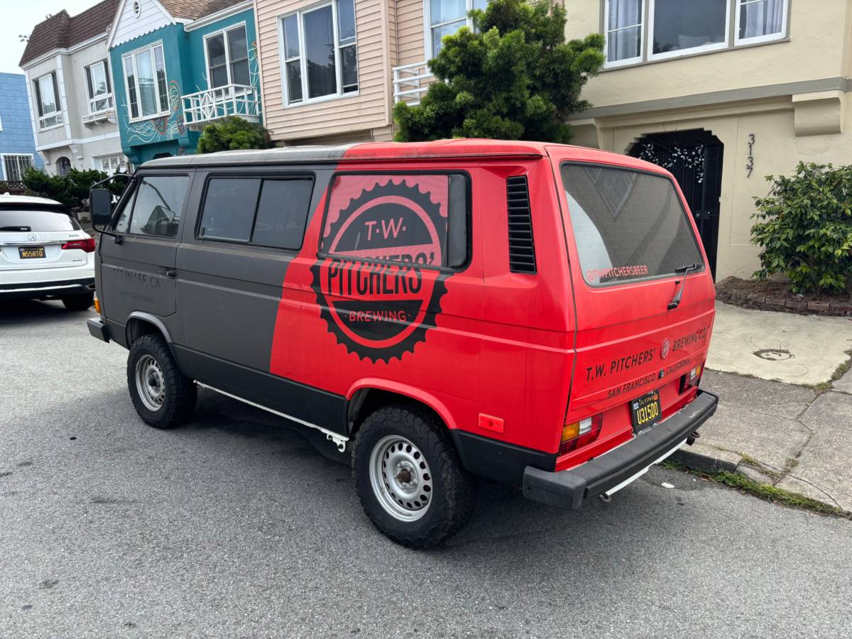 Volkswagen-Vanagon-1990-1