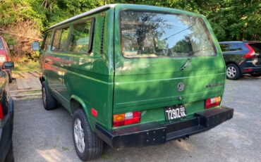 Volkswagen-Vanagon-1990-3