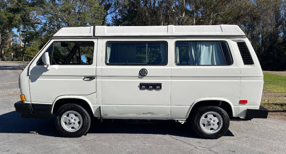 Volkswagen-Vanagon-camper-1990-1